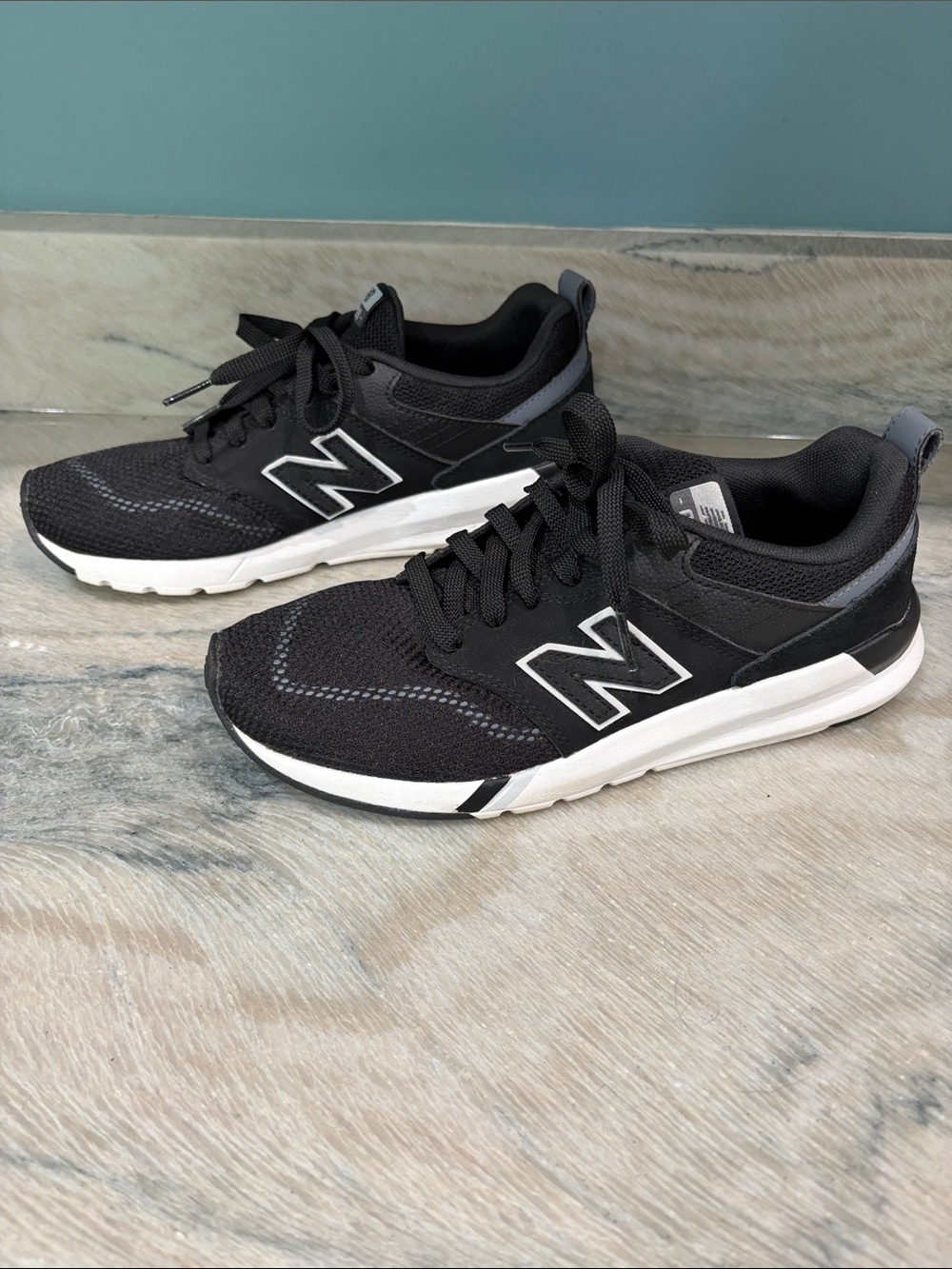 New Balance Black and White Men's Athletic Sneakers
